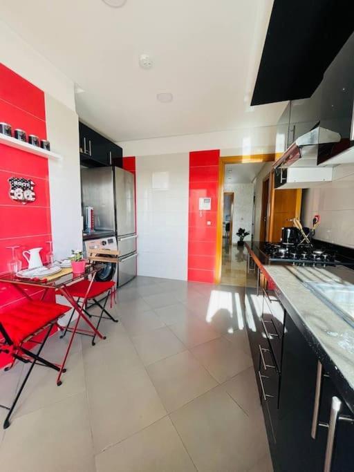 A 2 Minutes De Casa Finance City, Appartement Avec 2 Chambres Casablanca Kültér fotó